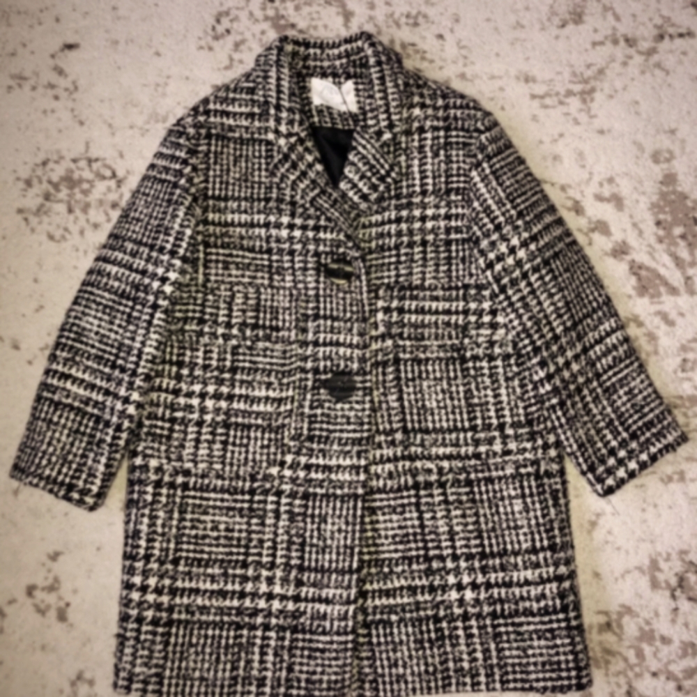 Coat - Picture 5 of 6